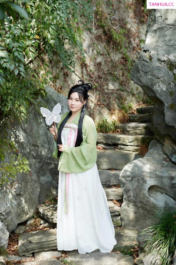 [XiuRen]高清写真图 2024.09.14 No.9162 麦田 性感美臀